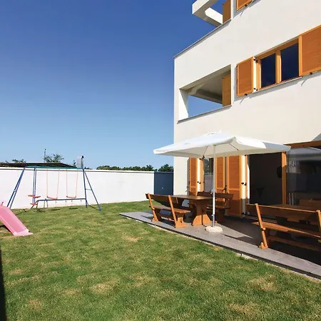 Ferienhaus House 1502 Fažana