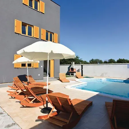 House 1502 *