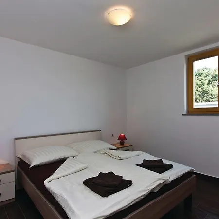 House 1502 Fažana